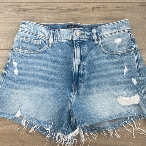 Lucky Brand Pants - Lucky Brand size 6 shorts